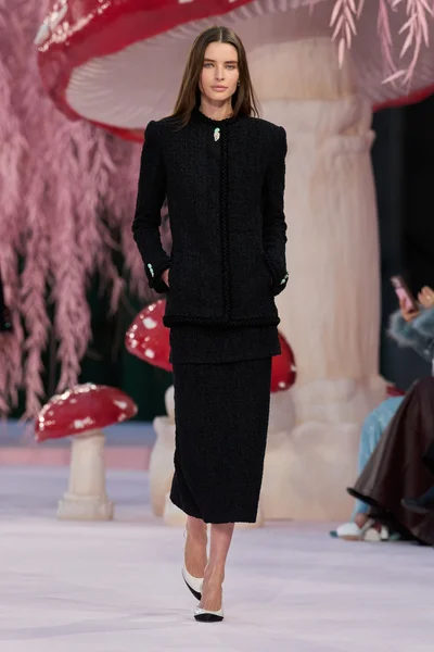 Look 52
